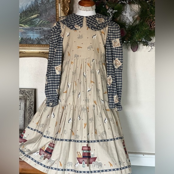 Original Daisy Kingdom Noah’s Ark Animal Crackers 2- Pc Pinafore Apron Dress‼️ - Picture 2 of 11